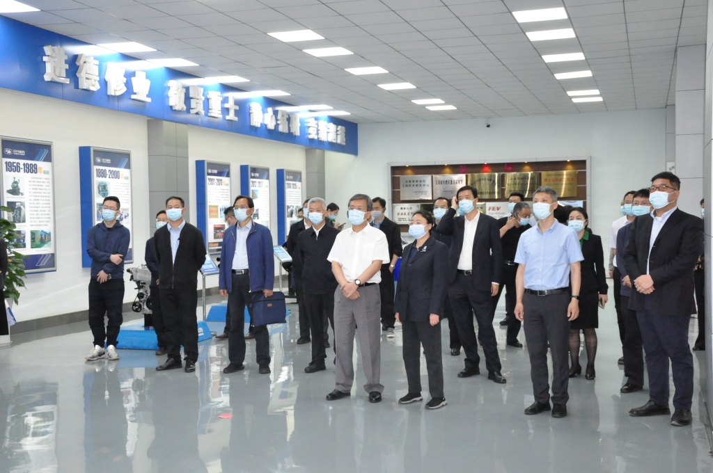 中共云南省委办公厅调研组到 EVO真人发展调研