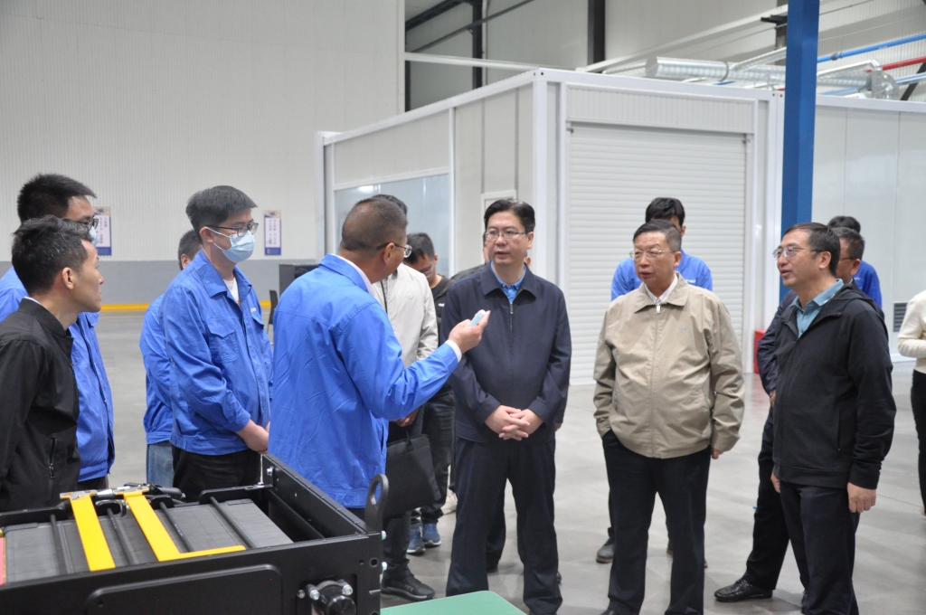 昆明市氢能、储能等绿色能源产业调研组到云南EVO真人动力集团有限公司发展调研